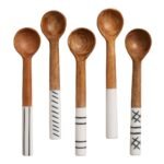 resin and wooden spoon