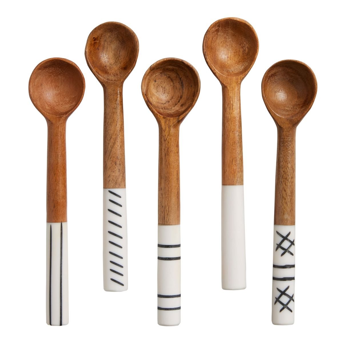 r w 1 resin and wooden spoon - Image 1